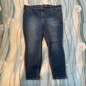 Old Navy High Rise Rockstar Super Skinny Jeans